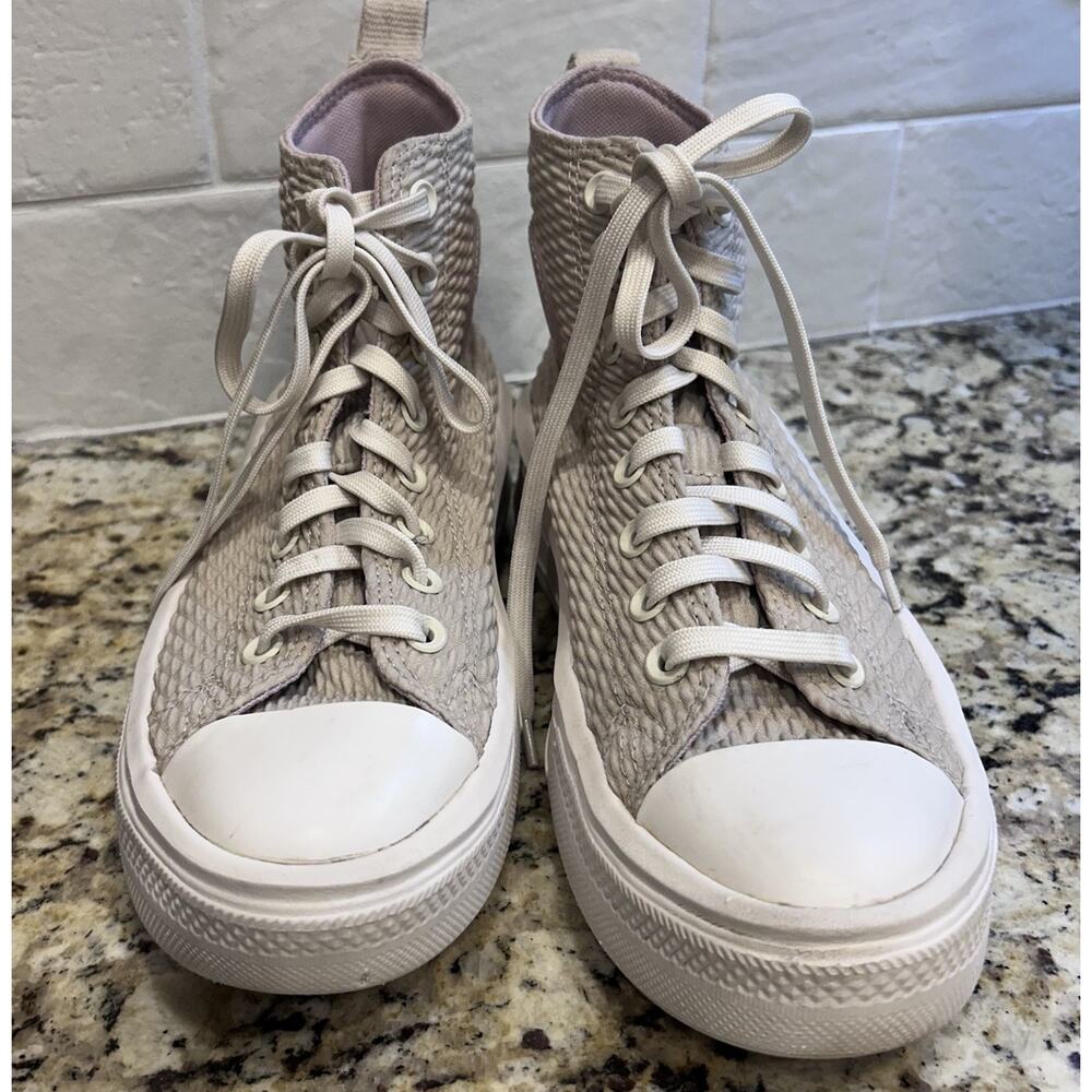 Chuck Taylor All Star Move High Future Utility